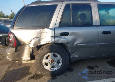 2002 Chevrolet Trailblazer Ls z USA, uszkodzony, nr VIN 1GNDS13S622388459